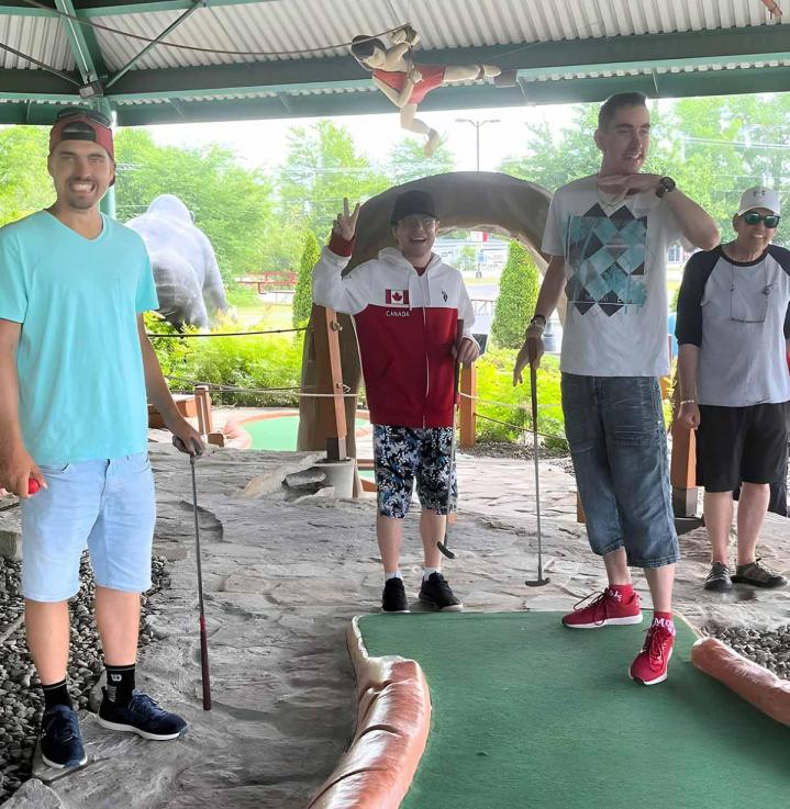 Loisirs pour les adultes déficients Salaberry-de-Valleyfield